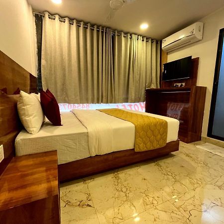 מומביי Hotel Delmond Prime- Near Nesco מראה חיצוני תמונה