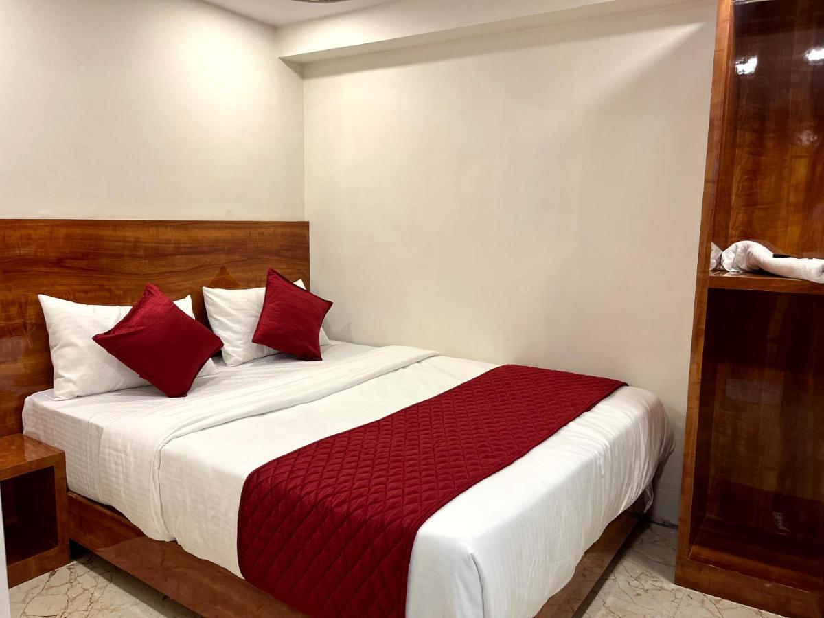 מומביי Hotel Delmond Prime- Near Nesco מראה חיצוני תמונה